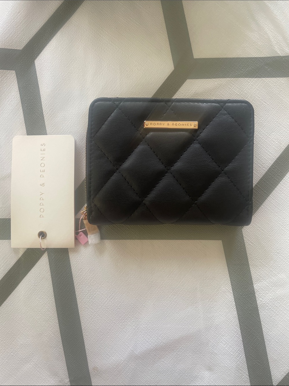 🖤POPPY & PEONIES Black Quilted Wallet